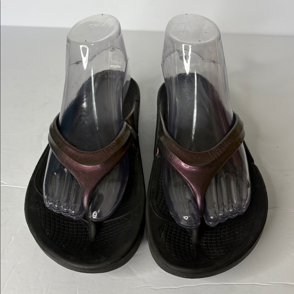 OOFOS OOlala Luxe Recovery Thong Sandals - Picture 3 of 8